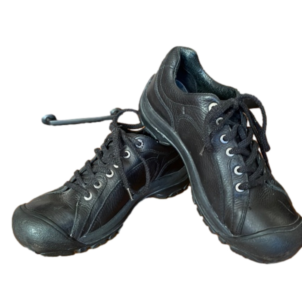 Keen Leather Sneakers Size 8